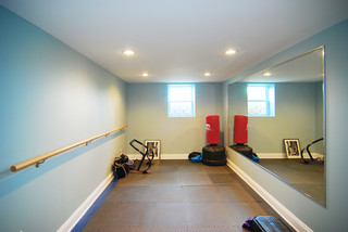 Exercise room - Traditional - Home Gym - New York - by 