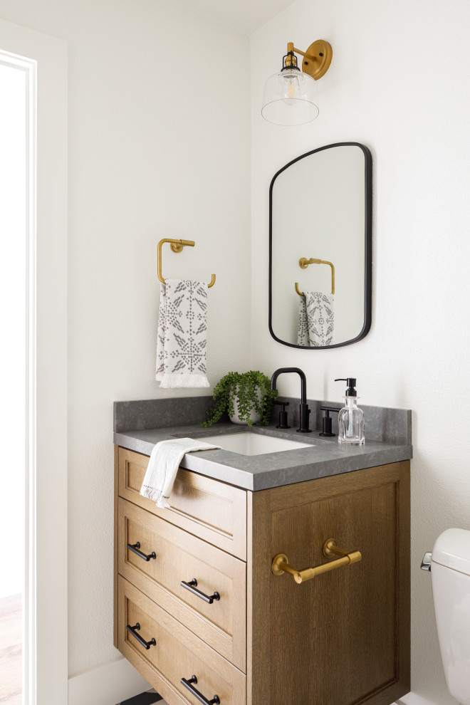 Home design - transitional home design idea in Orange County