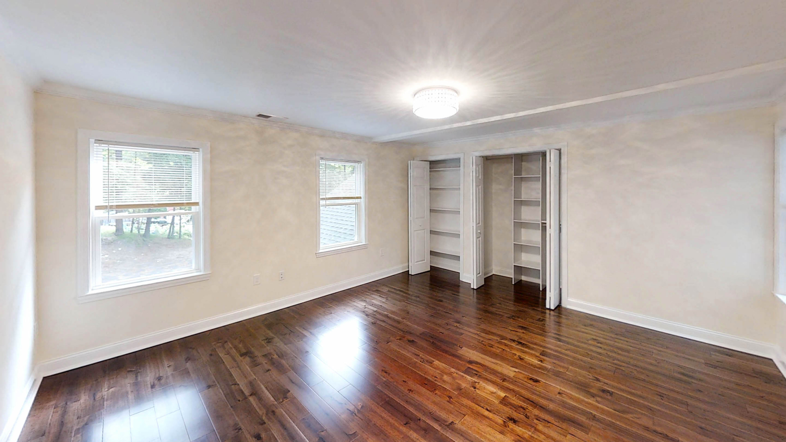 533 Summer Ave U2
