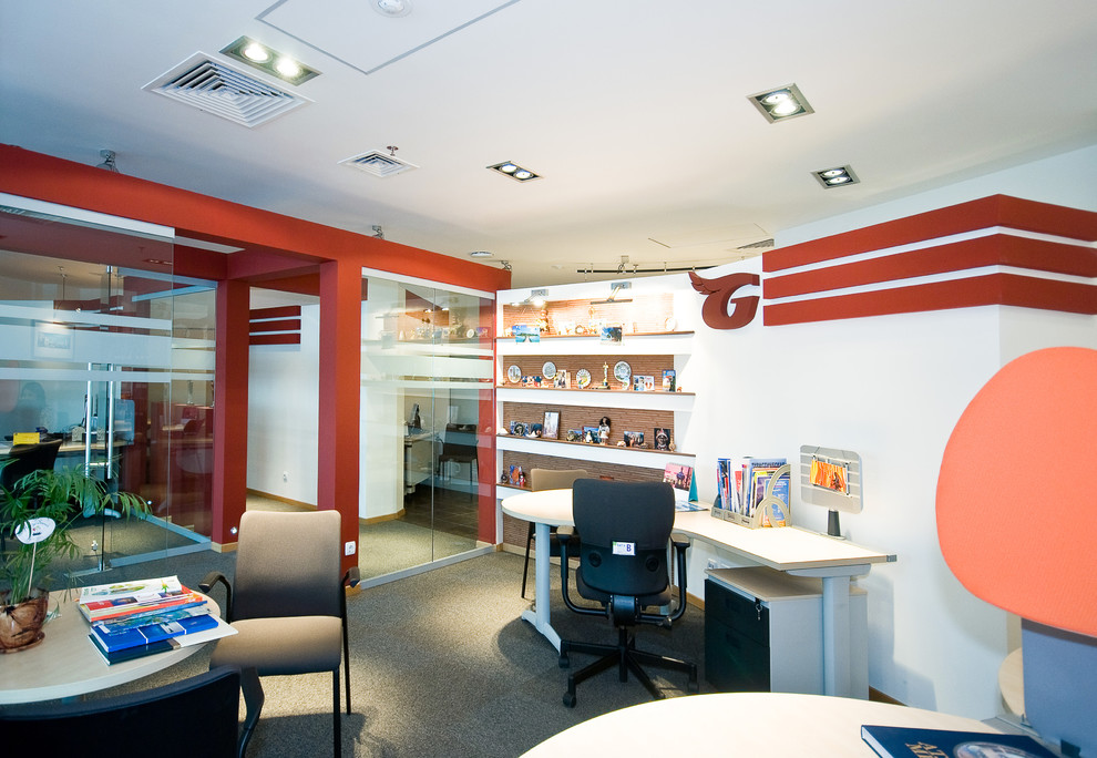 Оффис туристической компании