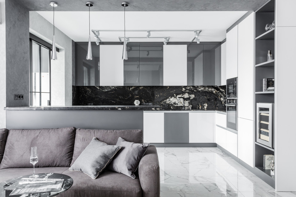 4-х комнатная квартира с черно-белой геометрией