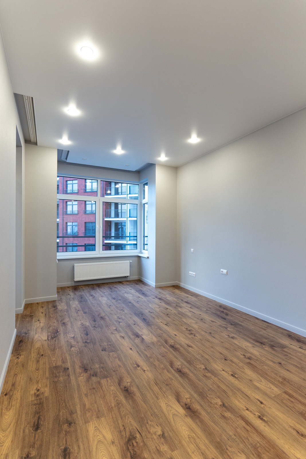 Современная просторная квартира в жилом комплексе «Русская Европа»