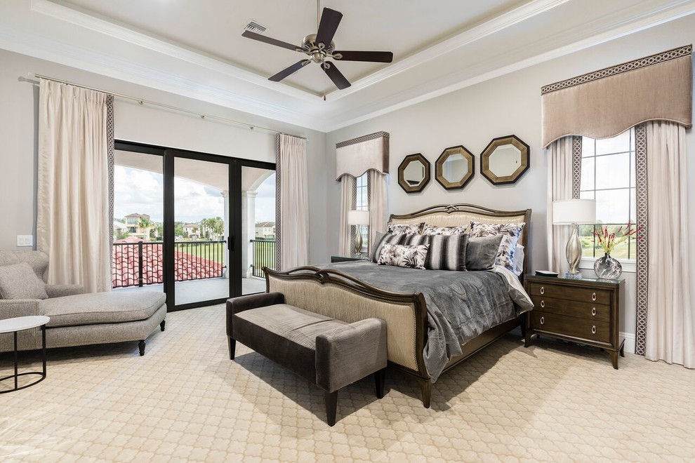 Inspiration for a transitional bedroom in Orlando.