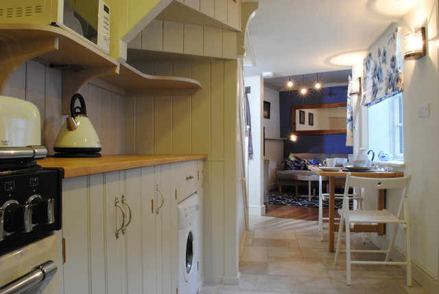 A cottage in Lymington, New Forest beach-style-kitchen