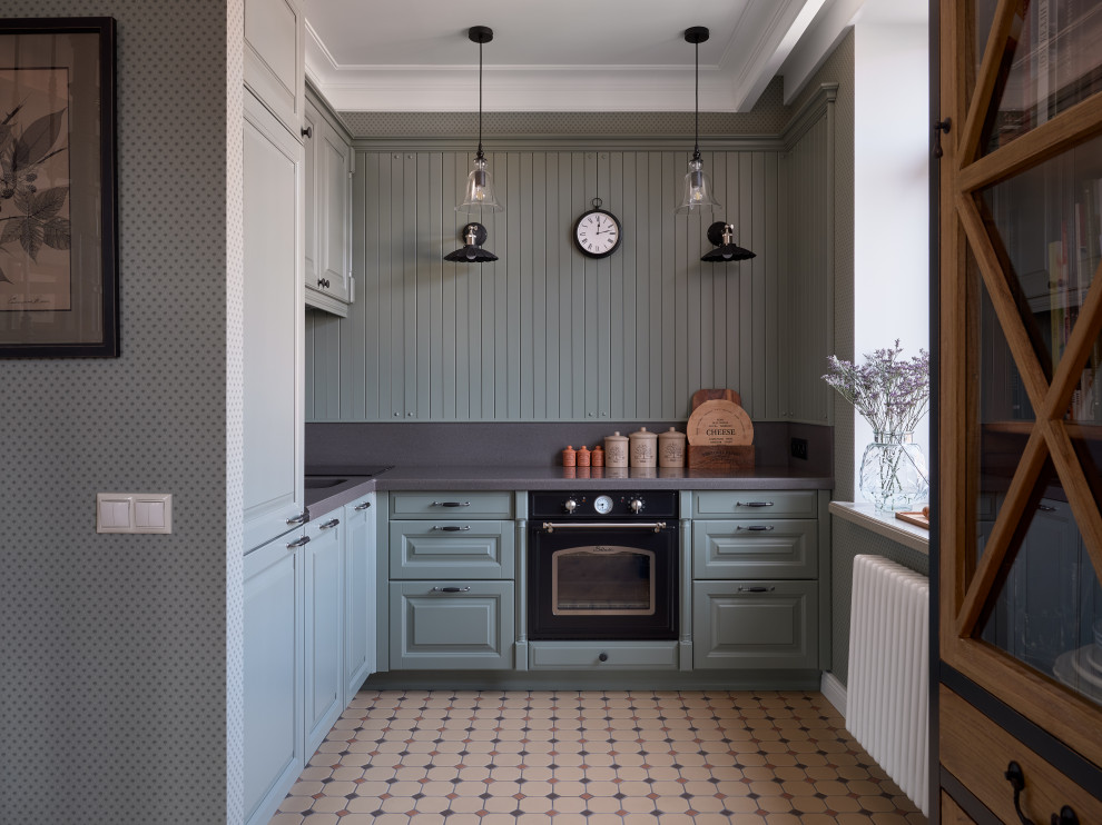 Серый элегантный