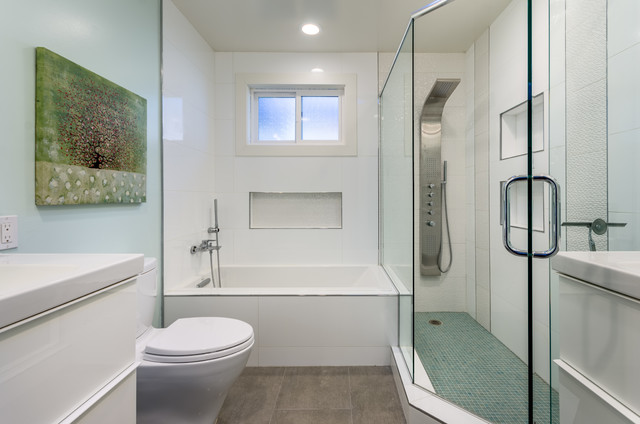 2 story Contemporary house in Belmont contemporary-bathroom