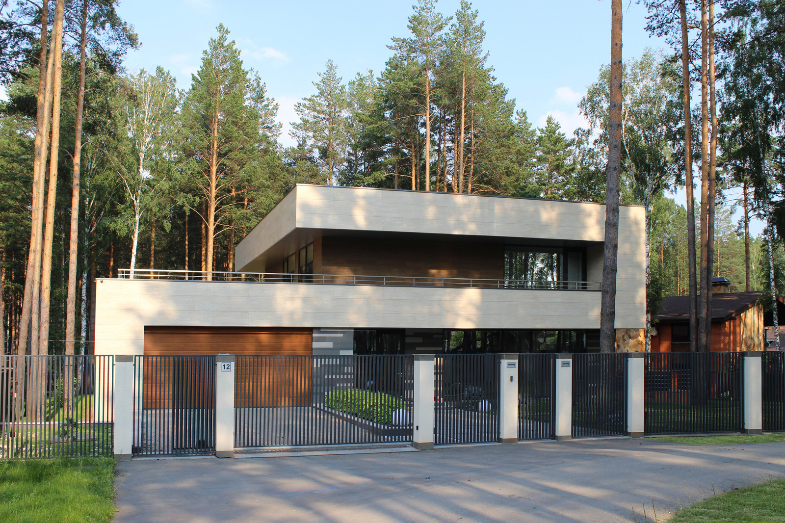 Чстный жилой дом