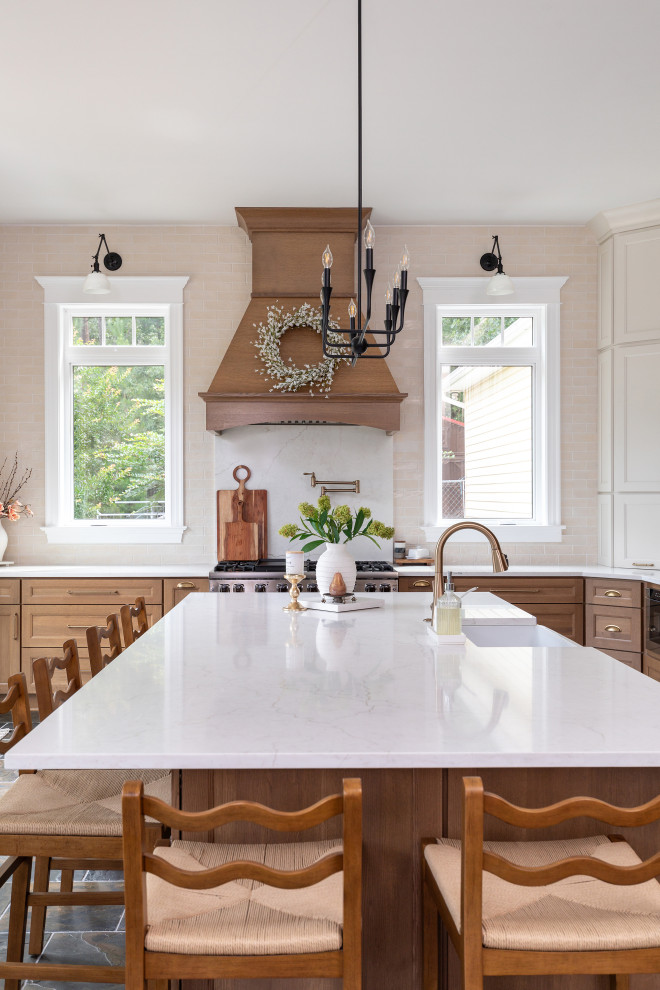 Siler City Home - Farmhouse - Kitchen - Raleigh - by Ida Hernandez