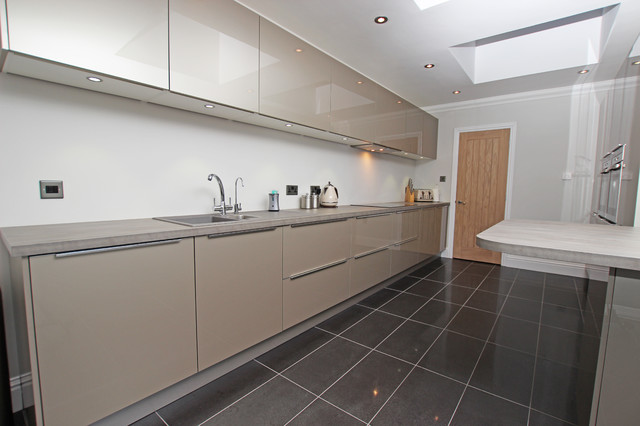 Champagne Kitchen - Modern - Kitchen - London - by LWK Kitchens London
