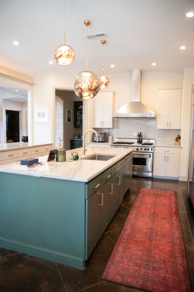 Entry, Living, Kitchen, Laundry + Bathrooms
