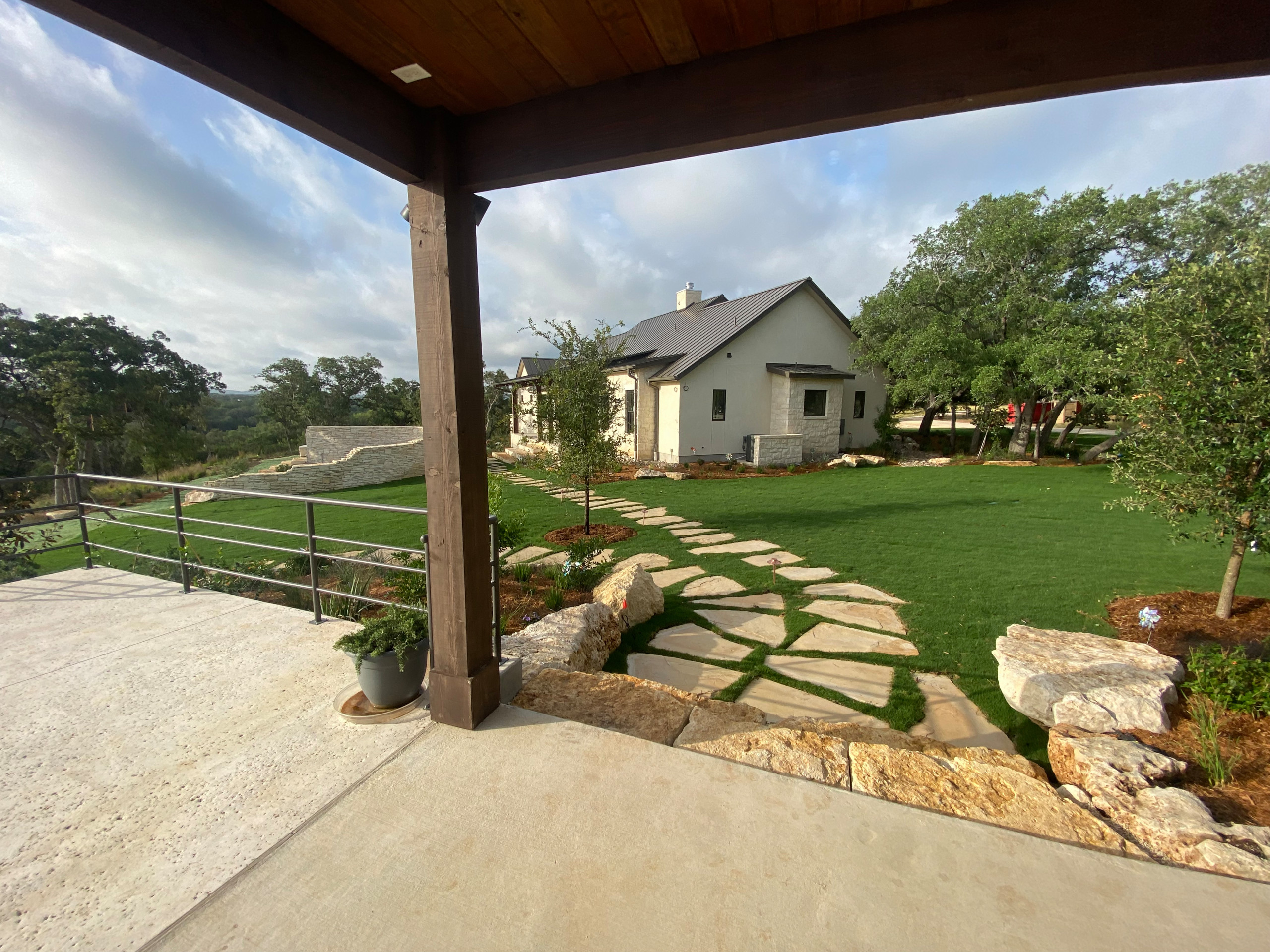 Bandera Texas Modern in Rustic Setting