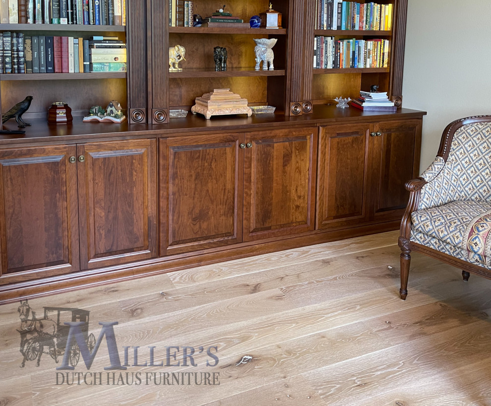 Photo of a large classic home office in Tampa with a reading nook and a freestanding desk.