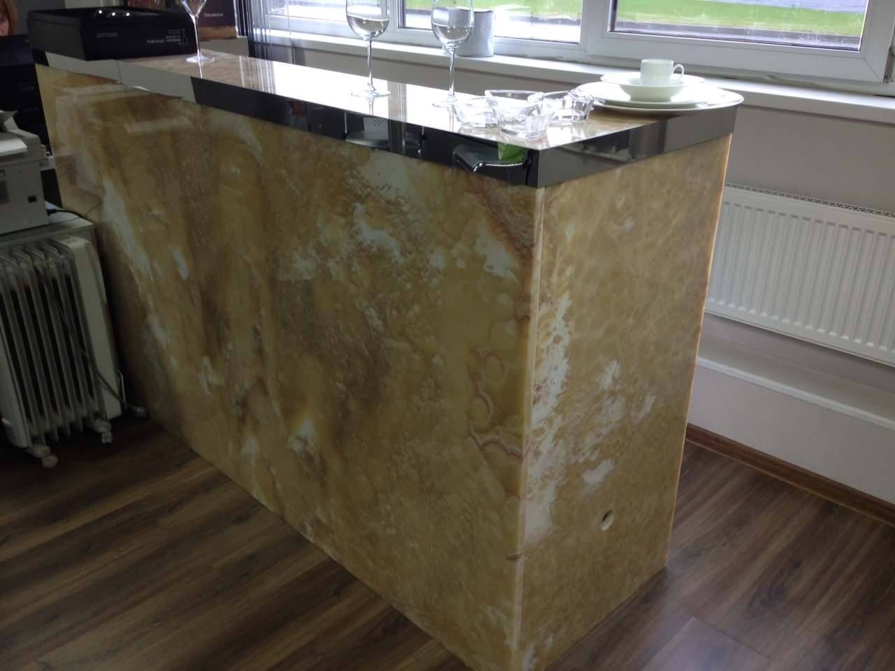 Наша мебель - конкретные образцы на складе в Санкт-Петербурге!!!