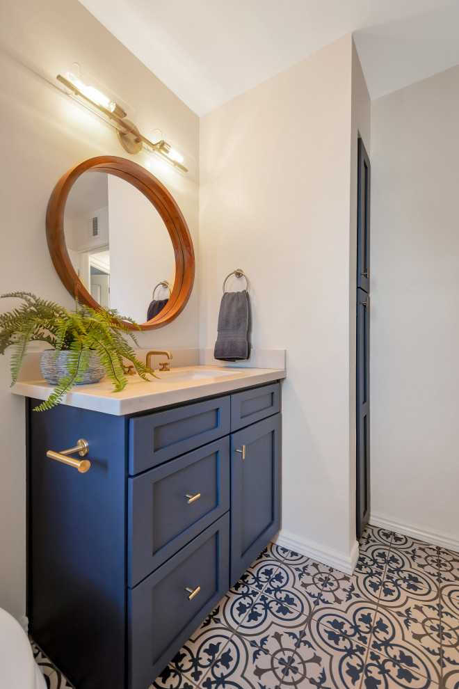Guest Bathroom Remodel (Kekic) - Transitional - Bathroom - Phoenix - by ...
