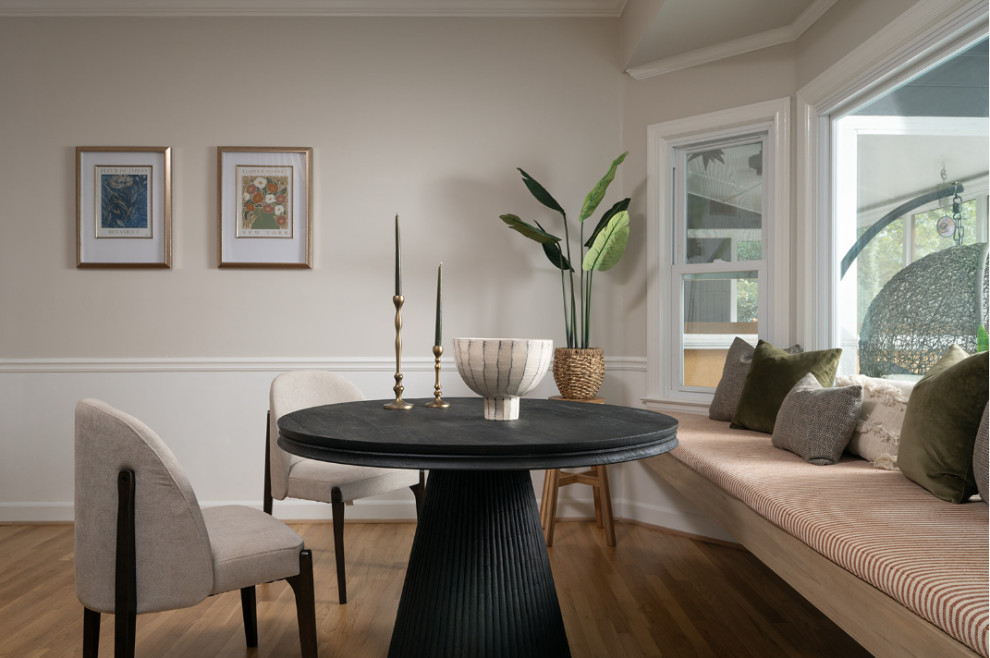 Home design - transitional home design idea in Atlanta