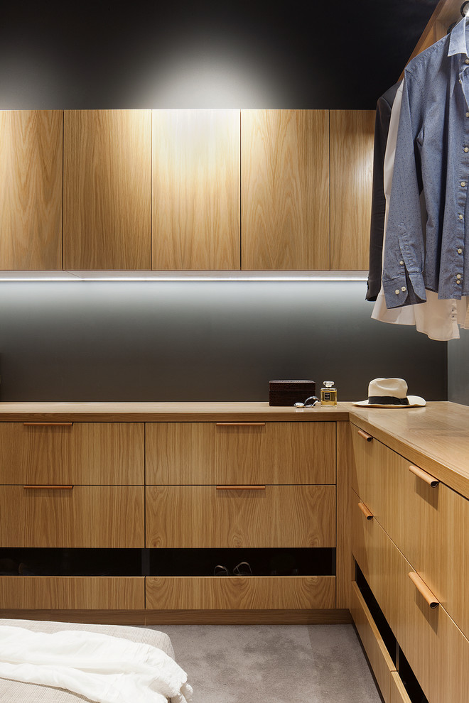 Design ideas for a storage and wardrobe in Melbourne.