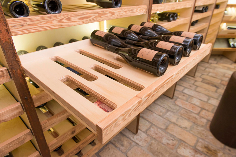 Rustikaler Weinkeller in München