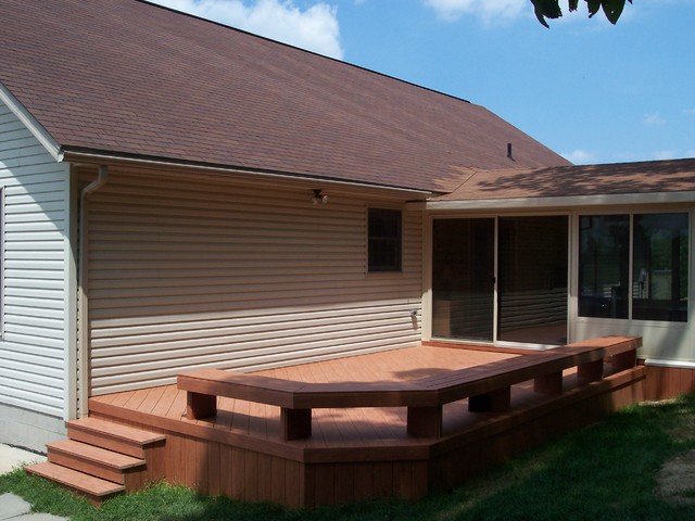 Composite Decks classique-terrasse-et-patio