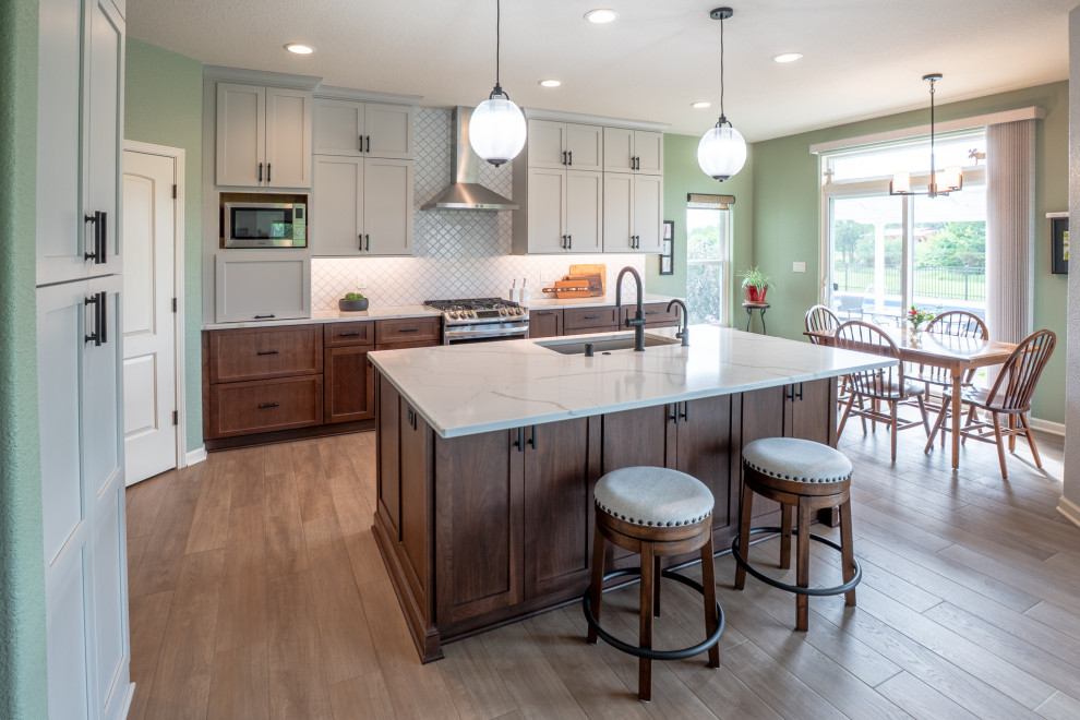 Inspiration for a transitional kitchen remodel in Milwaukee