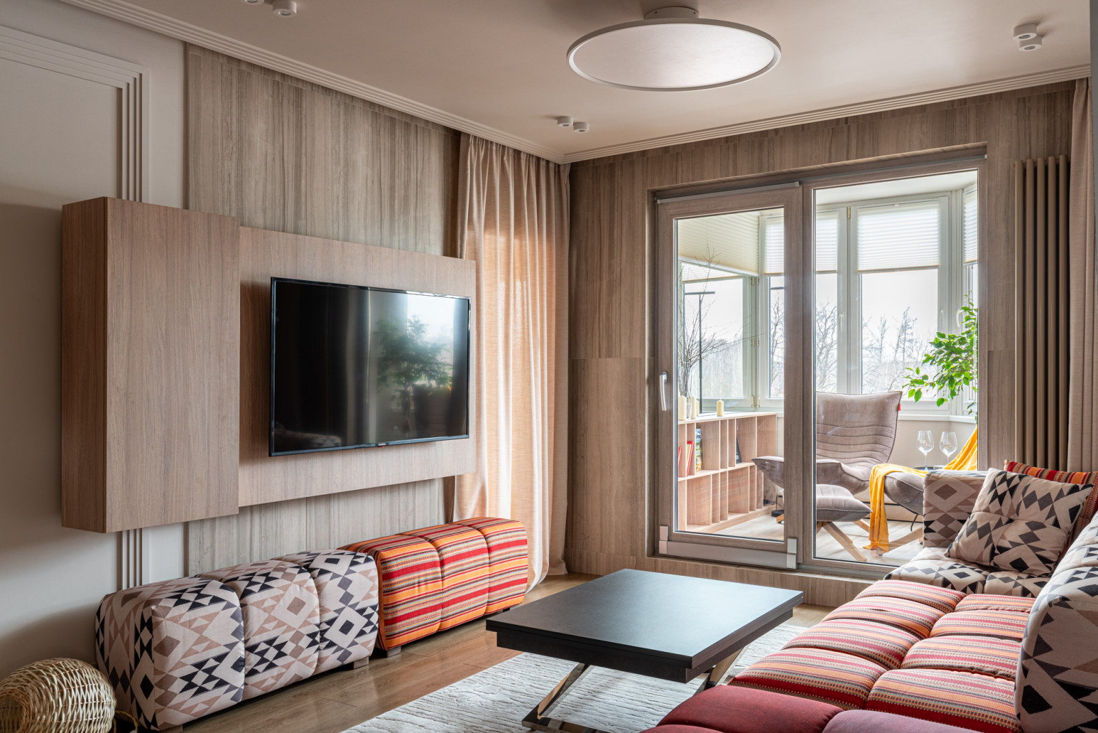 "Квартирный вопрос", Гостиная