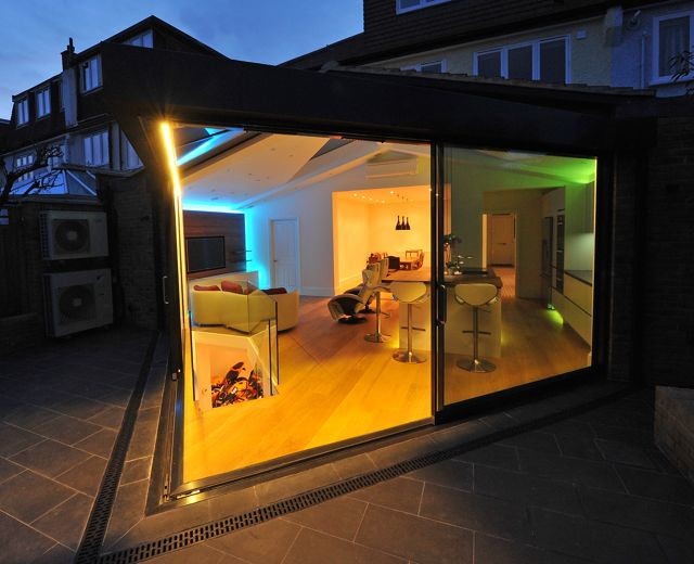 Semi-detached 'Tardis' trendy-hus-og-facade