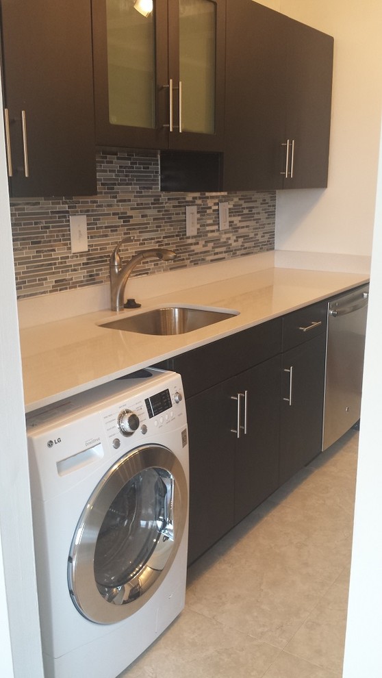Kitchen - kitchen idea in Philadelphia