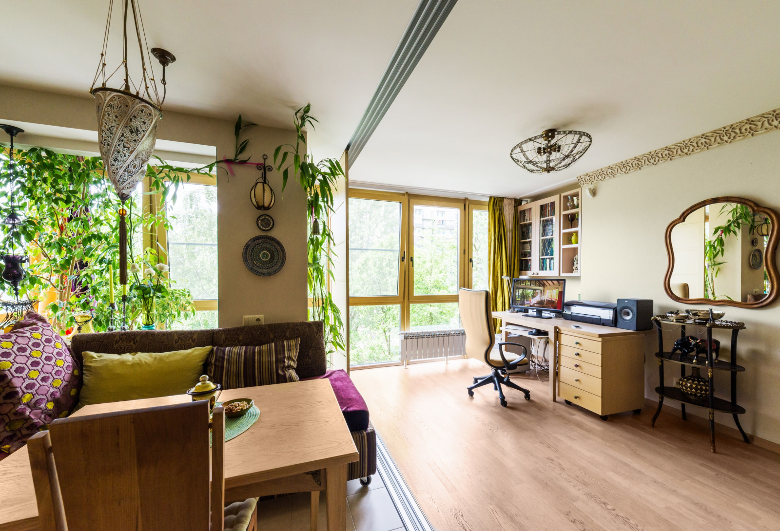 Квартира - студия 38 м.кв., 2008г.