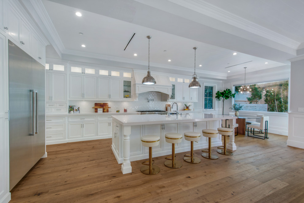 Inspiration for a transitional kitchen remodel in Orange County