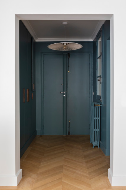 Bourdonnais contemporaneo-entrada