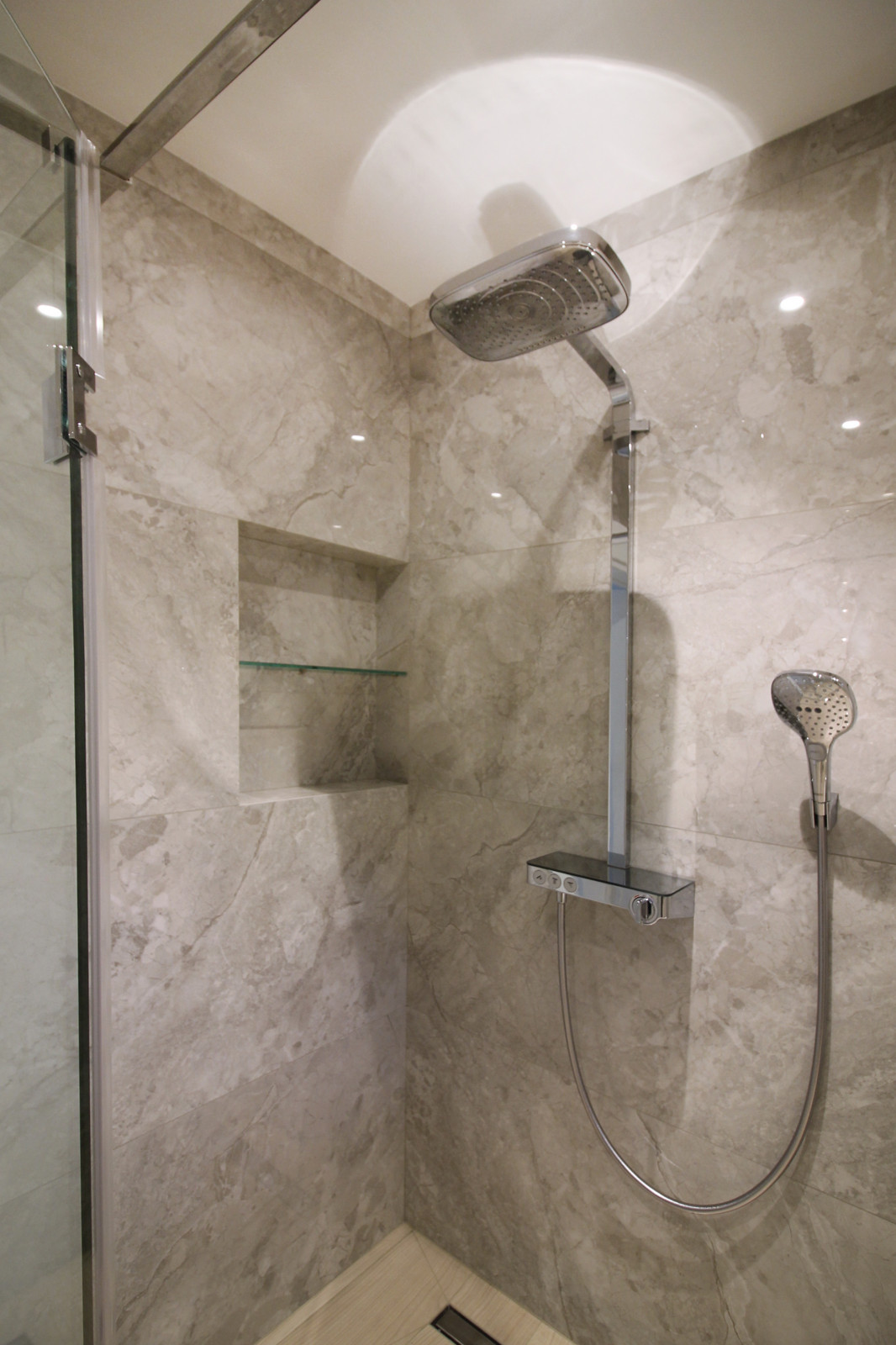 Срубовой коттедж в Рощино