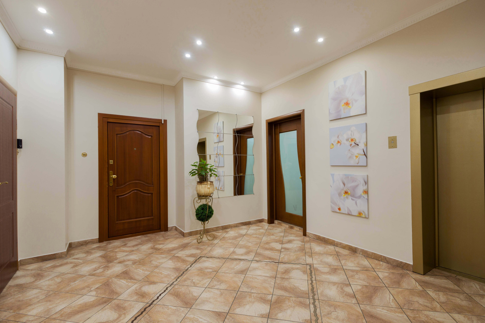 Дизайн  Холла