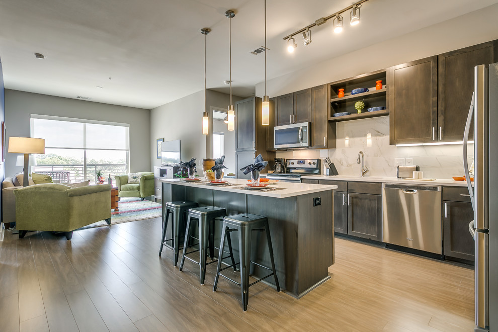 Inspiration for a transitional kitchen remodel in Dallas
