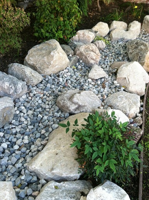 Dry Creek Riverbed and front yard softscape design with lights