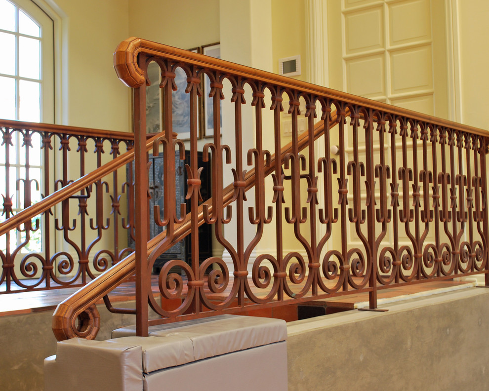 Design ideas for a traditional staircase in Phoenix.