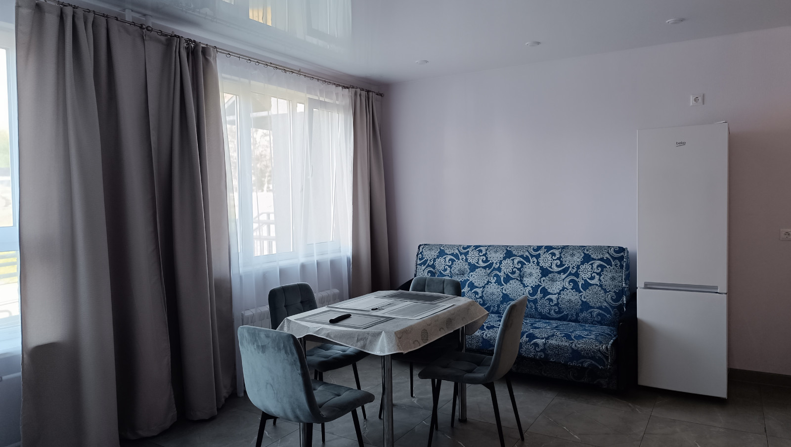 Хоумстейджинг студии для посуточной аренды