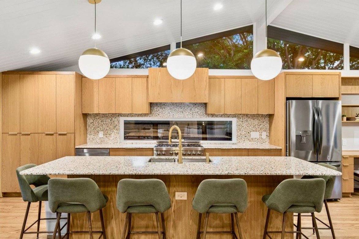 75218 Old Lake Highlands Kitchen and Living Room Remodel