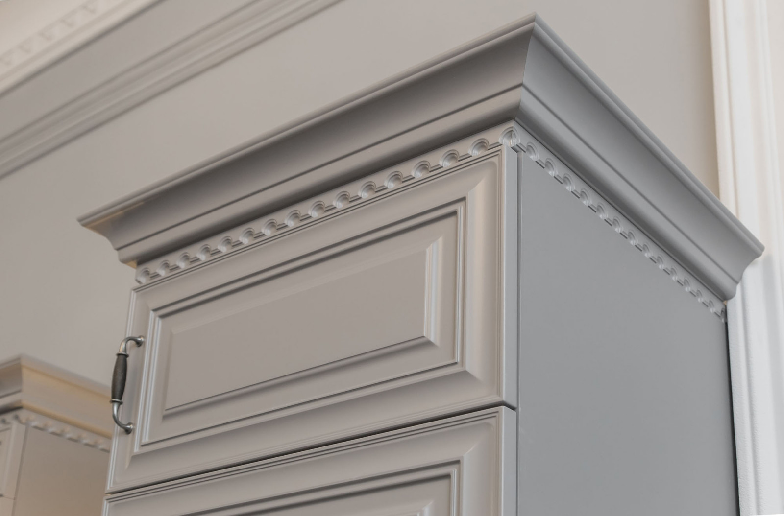 Классическая кухня для старого фонда Санкт-Петербурга