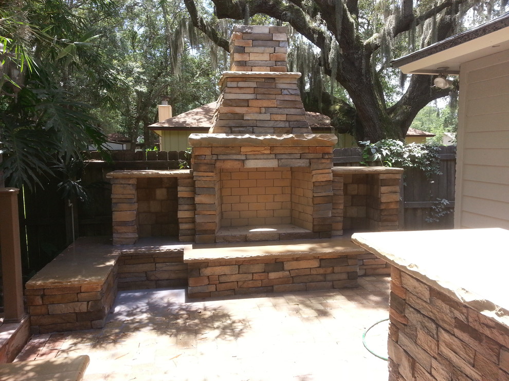 Photo of a country patio in Jacksonville.