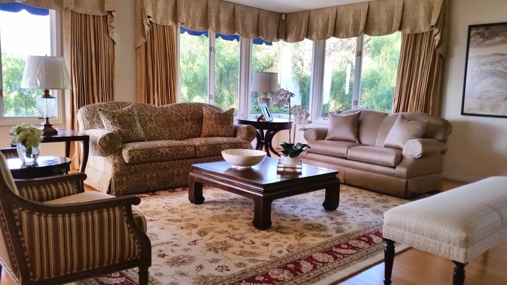 Formal Living Room - Traditional - Los Angeles - by Sr. Design Center ...