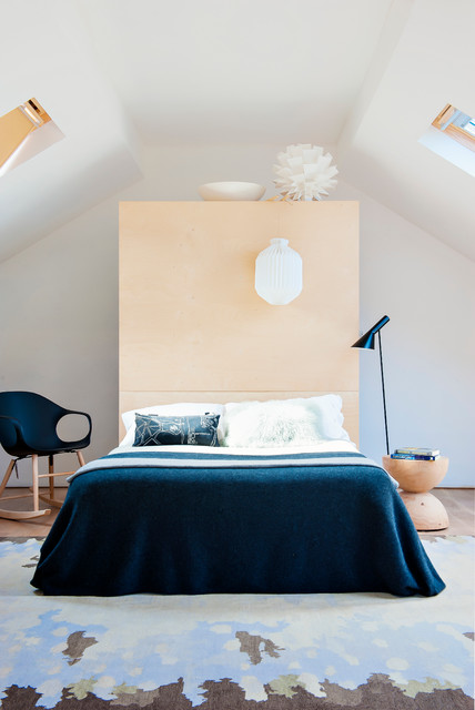 Pike contemporary-living-room