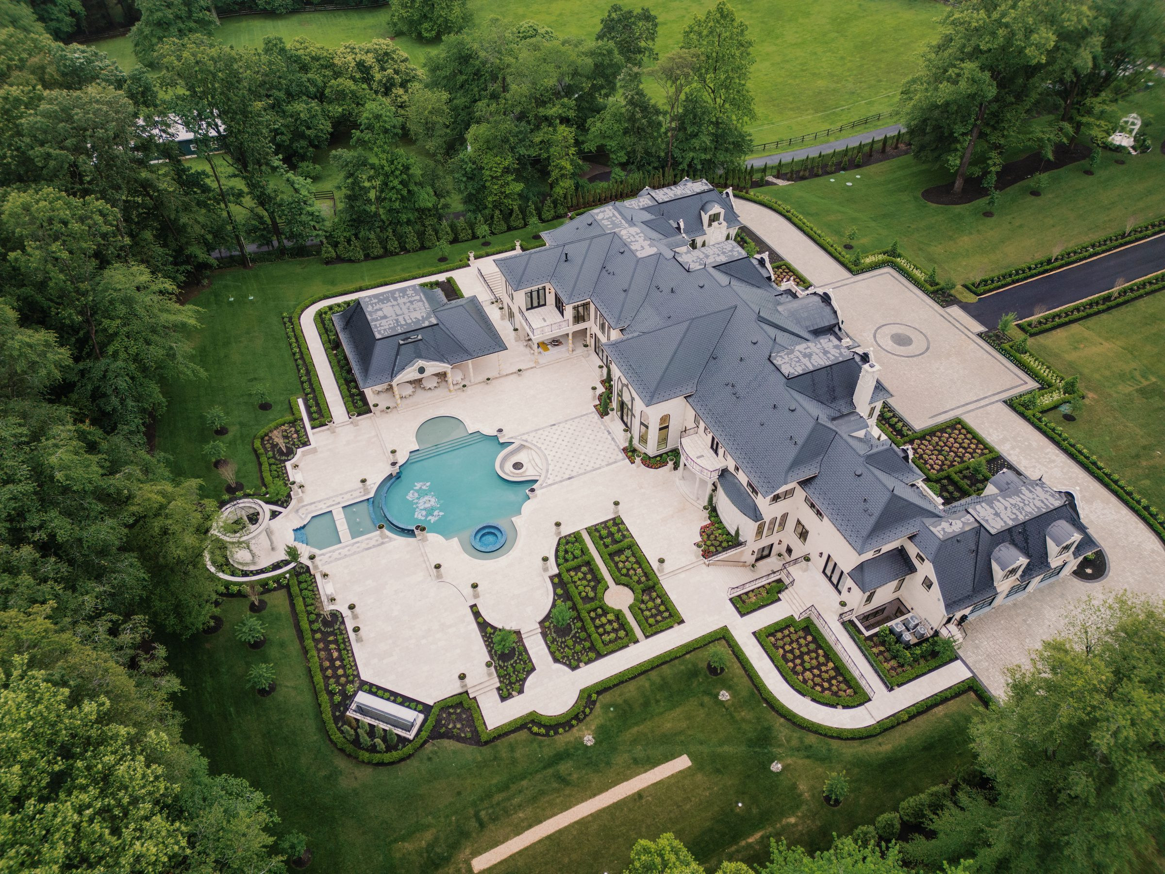 Château de Rêve — A Great Falls, VA Estate