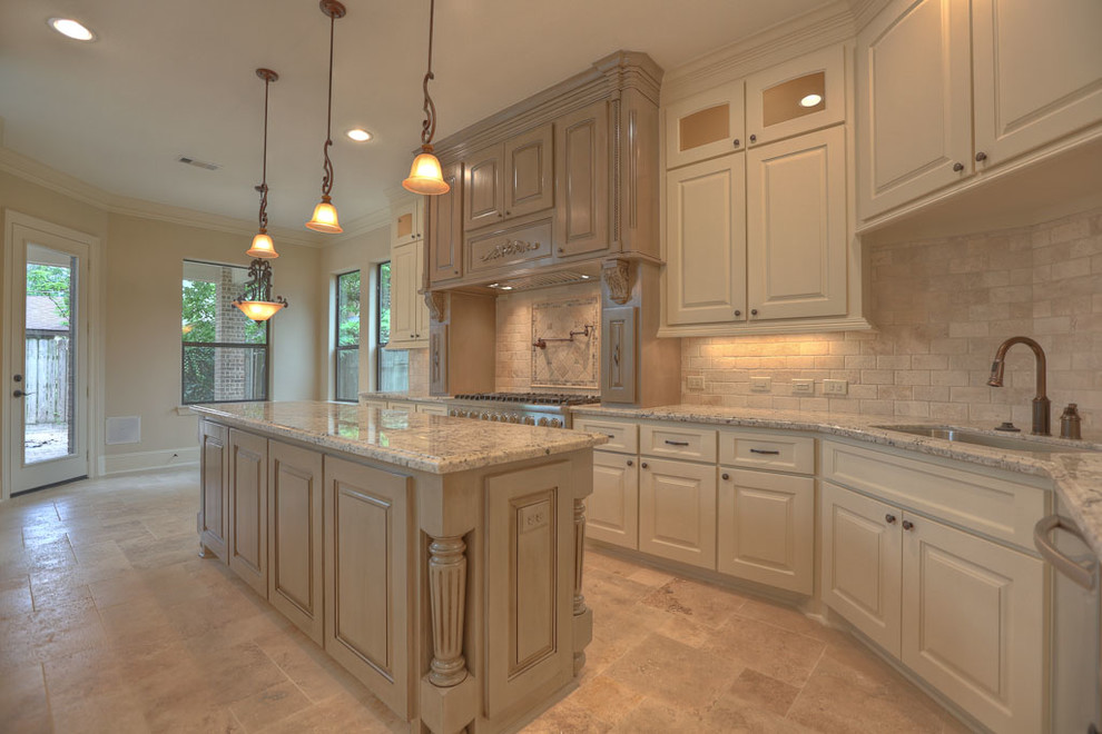 Example of a transitional kitchen design in Houston