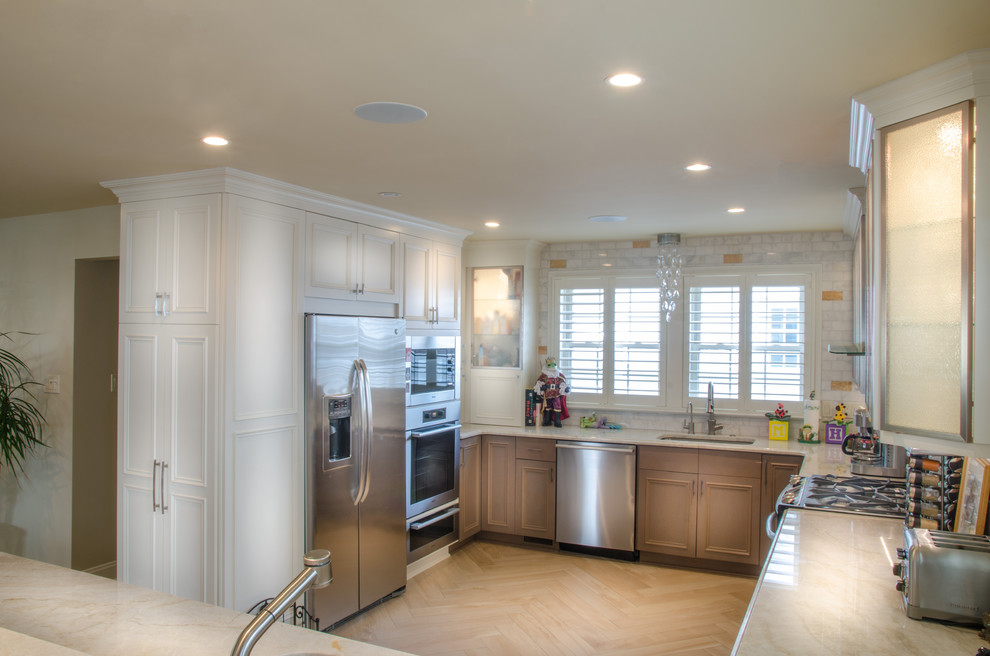 Inspiration for a transitional kitchen remodel in Philadelphia