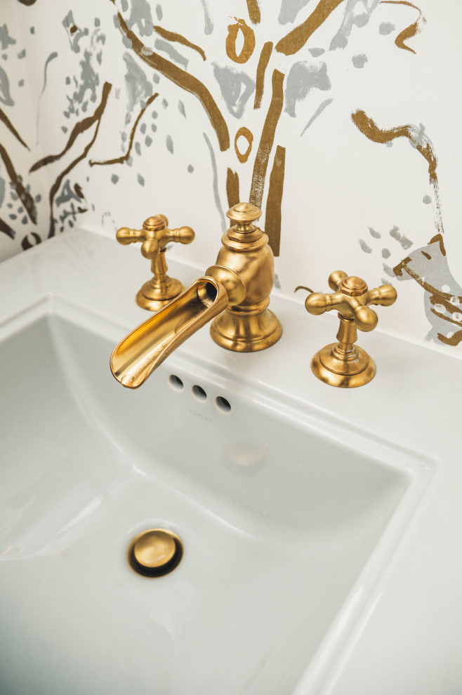 Mourning Dove Powder Bath