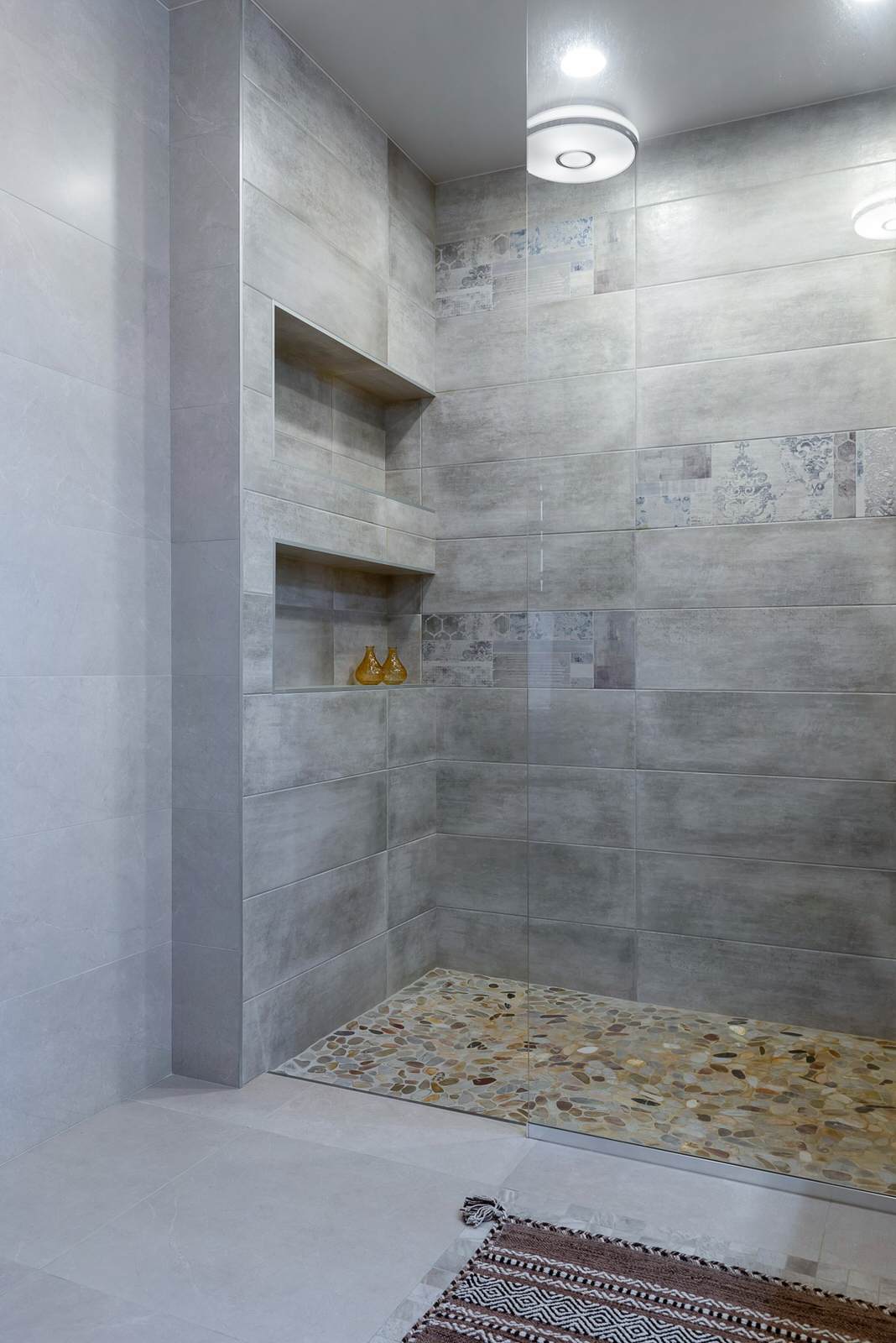 Дом с ирисом