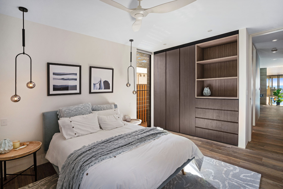Large contemporary guest bedroom in Central Coast.