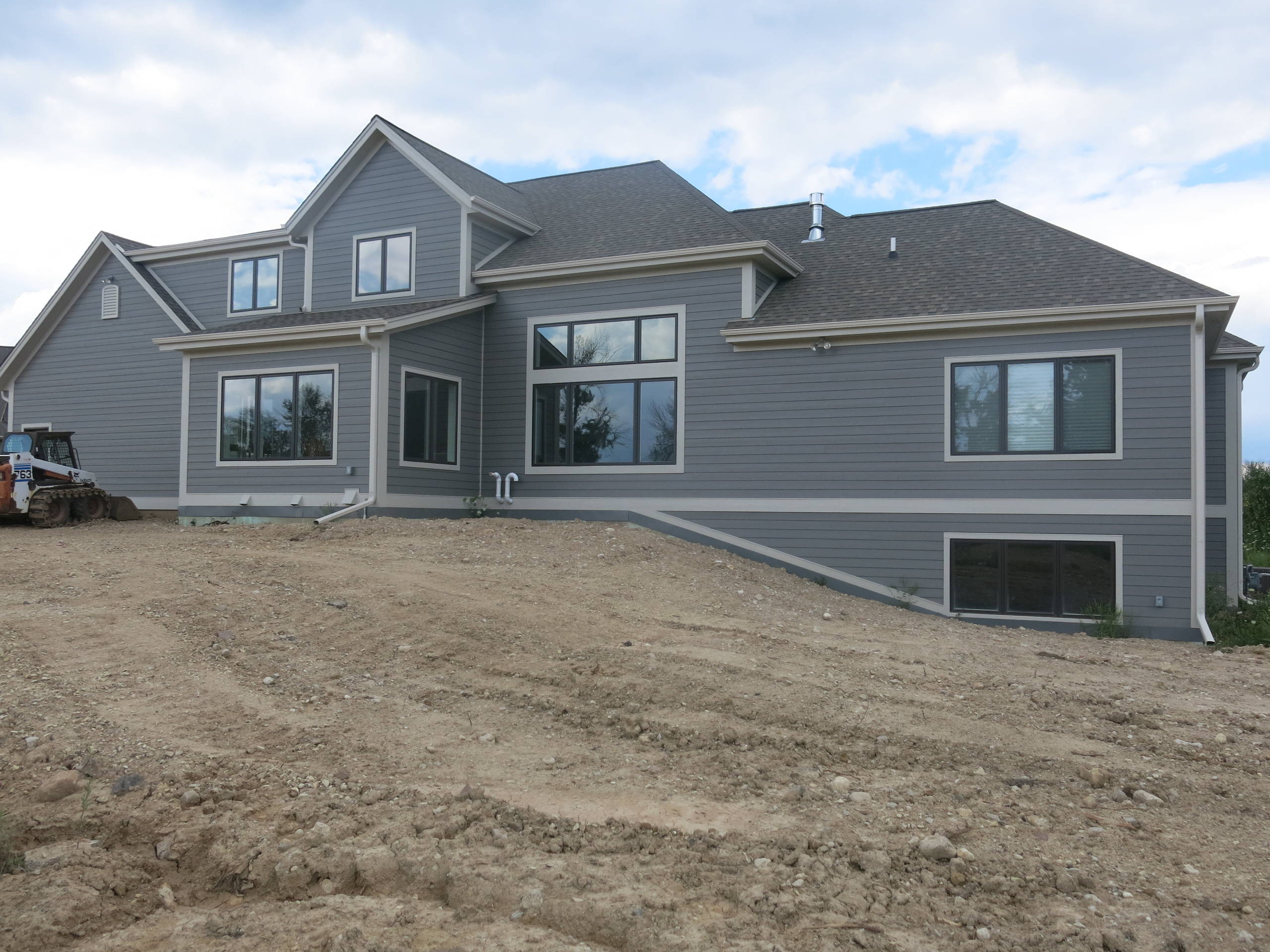 Transitional New Home Landscape - Grafton, WI