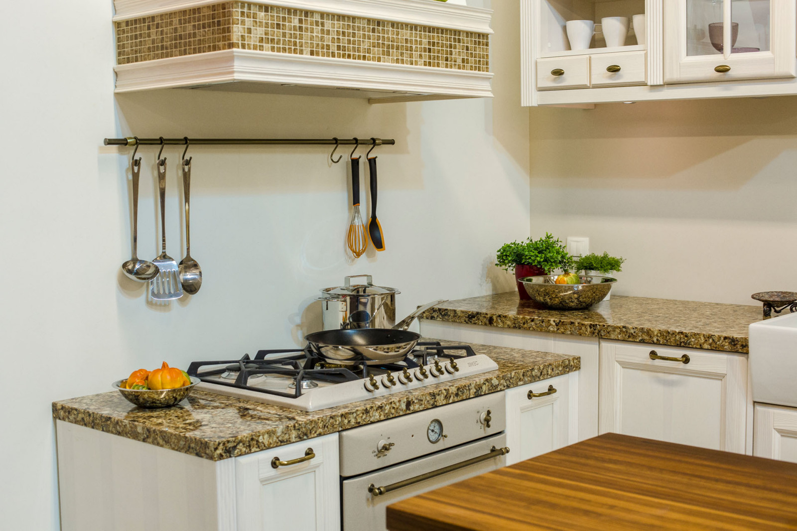 Изделия из кварцевого агломерата Камбрия CAMBRIA