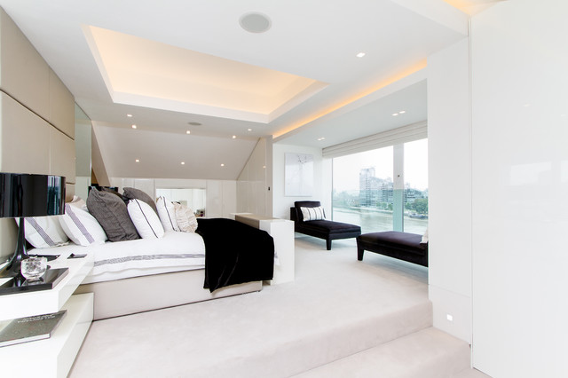 River Re-Development contemporary-sovrum