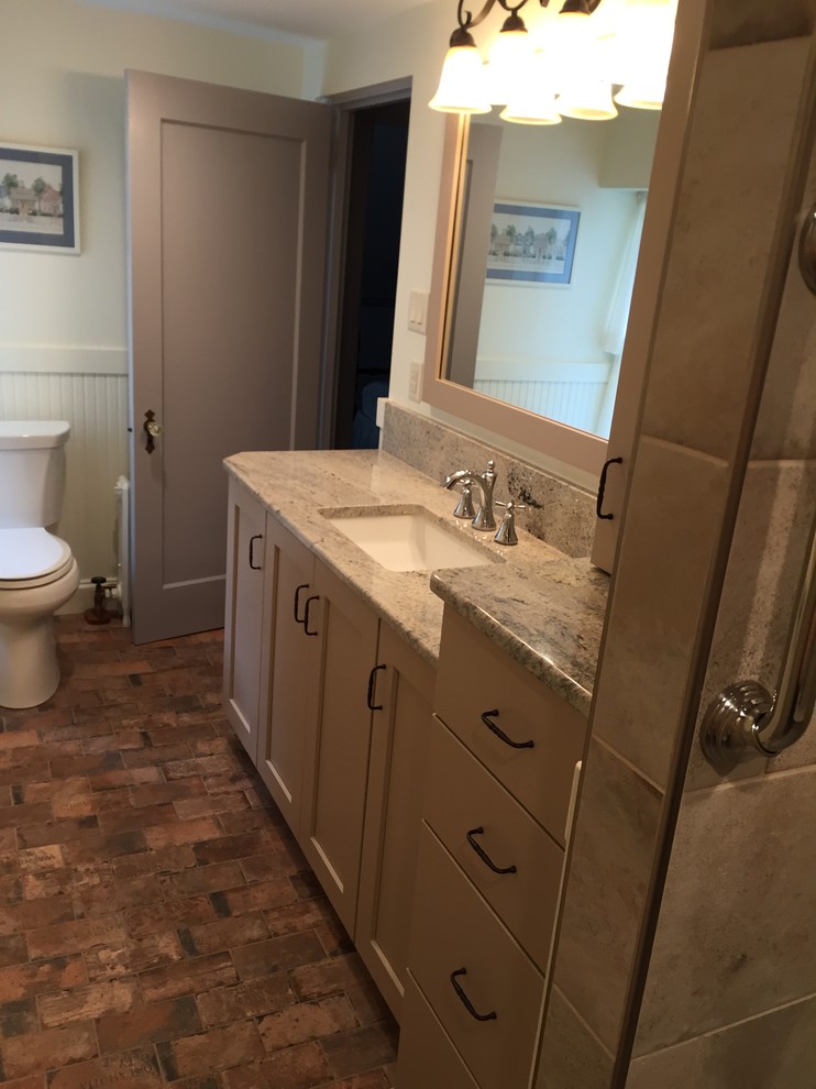 Harrisburg 2nd floor Bathroom Remodel with Walk-in Shower